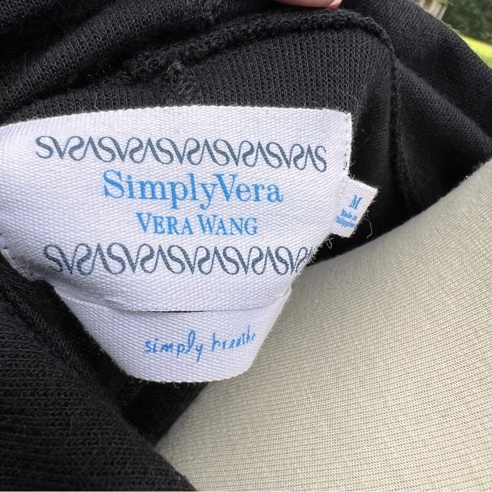 Vera Wang zip front sweater - Picture 6 of 9